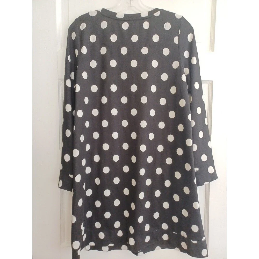 Kate Spade black white polkadot knit dress M pockets comfy trendy classic design